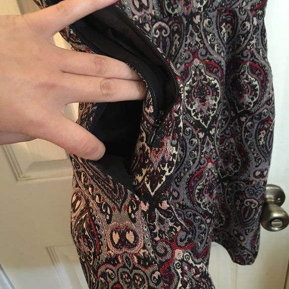 BB Dakota Princess dress - Picture 4 of 4